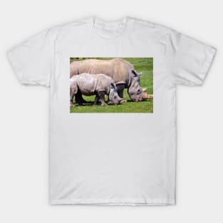 Southern White Rhino Rhinoceros T-Shirt